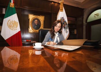 Presenta Gobernadora Iniciativas de Ley para sancionar a agresores y violentadores de niñas, niños, adolescentes y mujeres