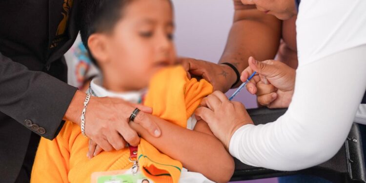 Arranca en Guanajuato la Jornada Estatal de Vacunación Invernal 2025–2026