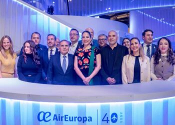 Anuncia la Gobernadora nueva ruta aérea Bajío–Madrid y alianzas estratégicas en FITUR 2026