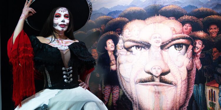 Inaugura Gobernadora Libia Dennise exposición de José Alfredo Jiménez, Pero sigo siendo el Rey, en Madrid