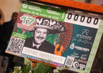 Lotería Nacional rinde homenaje a José Alfredo Jiménez en Dolores Hidalgo