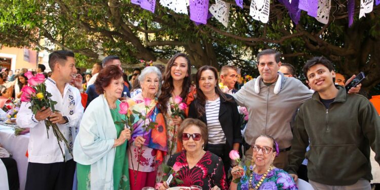 Vive Guanajuato el Día de las Flores en el tradicional Viernes de Dolores y reconoce a sus ciudadanos ejemplares