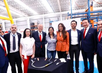 Helvex apuesta por Guanajuato: inauguran planta de alta tecnología que impulsa empleo e innovación en el Bajío