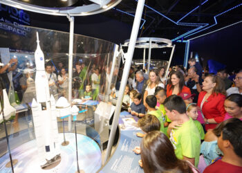 Explora trae a León una experiencia espacial para inspirar a las nuevas generaciones