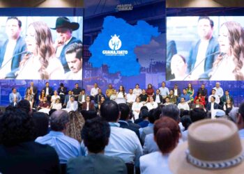 Impulsan la titulación de jóvenes guanajuatenses con financiamiento de hasta 15 mil pesos