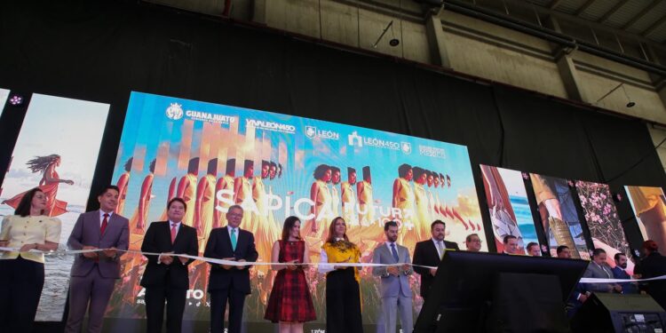 Con SAPICA FUTURA 100 + Guanajuato impulsa un nuevo rumbo para la industria del calzado