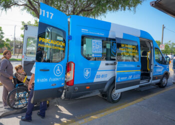 León estrena nueva ruta gratuita del Transporte Urbano Incluyente para facilitar el acceso de personas con discapacidad al DIF del Carmen